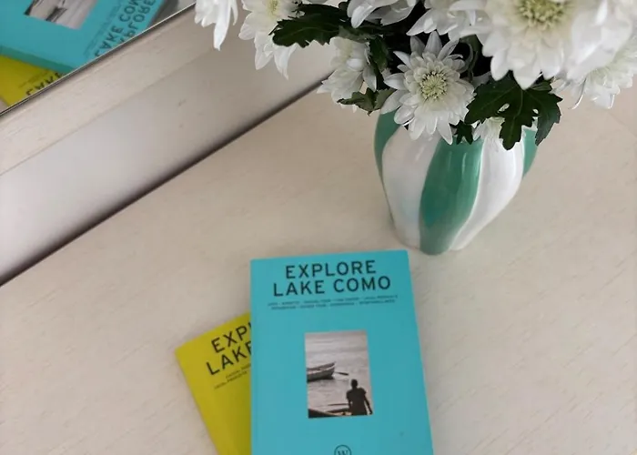 Charming & Bright Lakefront アパート *